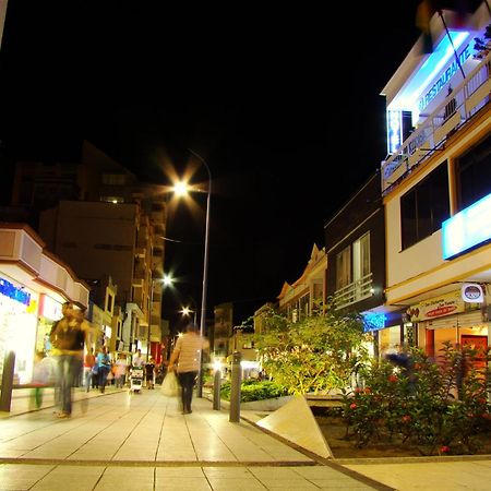 Hotel San Jeronimo Armenia エクステリア 写真