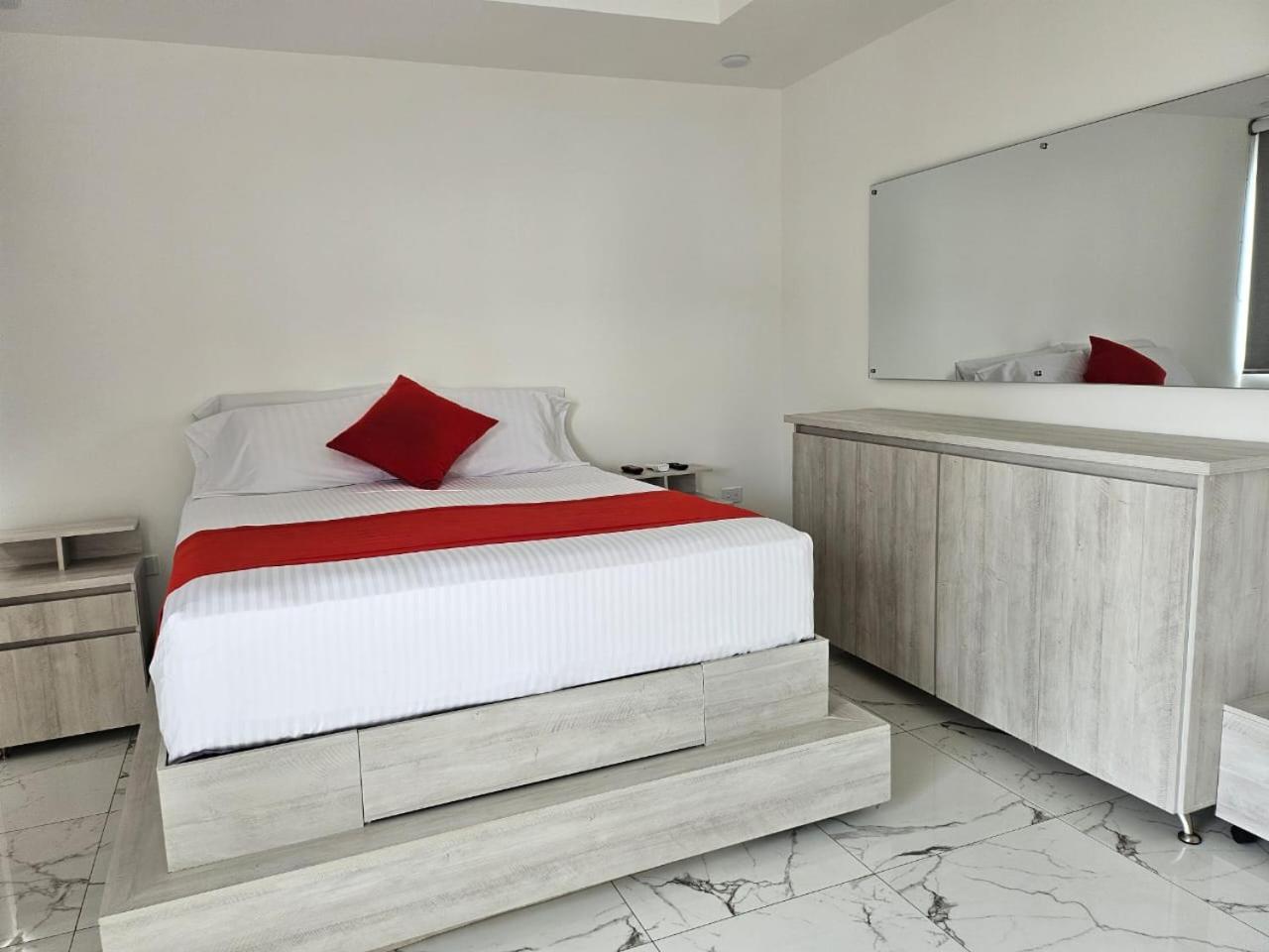 Hotel San Jeronimo Armenia エクステリア 写真