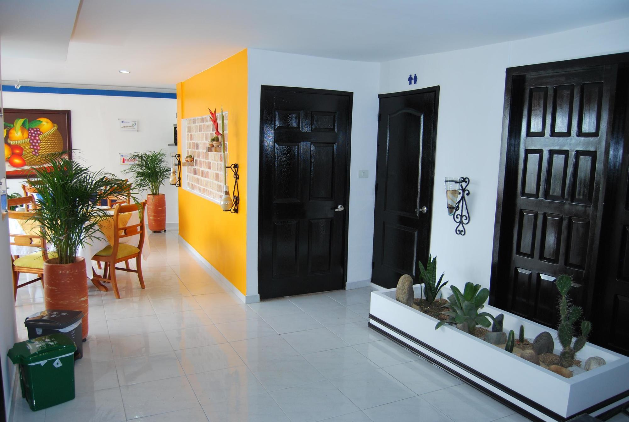 Hotel San Jeronimo Armenia エクステリア 写真